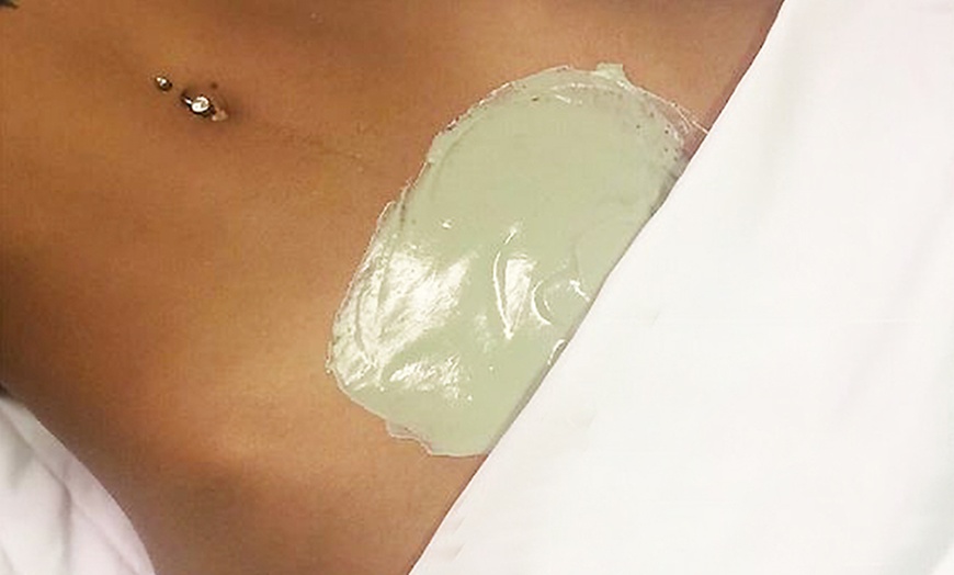 Vajacials and Intimate Brightening